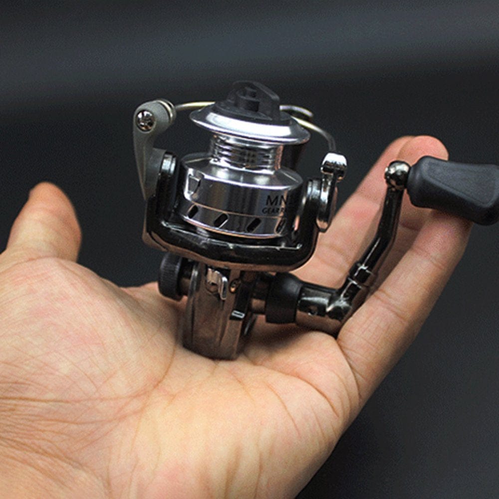Betterz Fishing Reel Palm Metal Ultra Light Small Spinning Ice Roller Micro Accessory